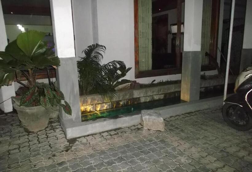 Общежитие Mount View Inn