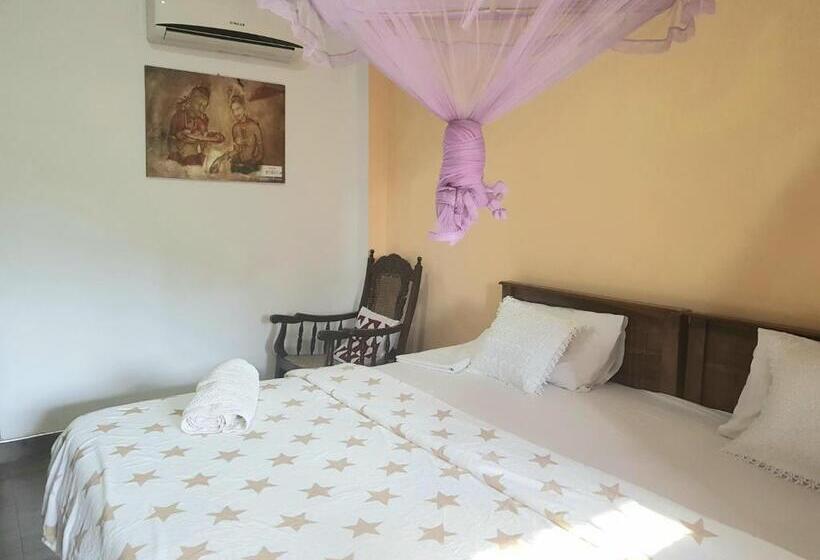 Общежитие Mount View Inn