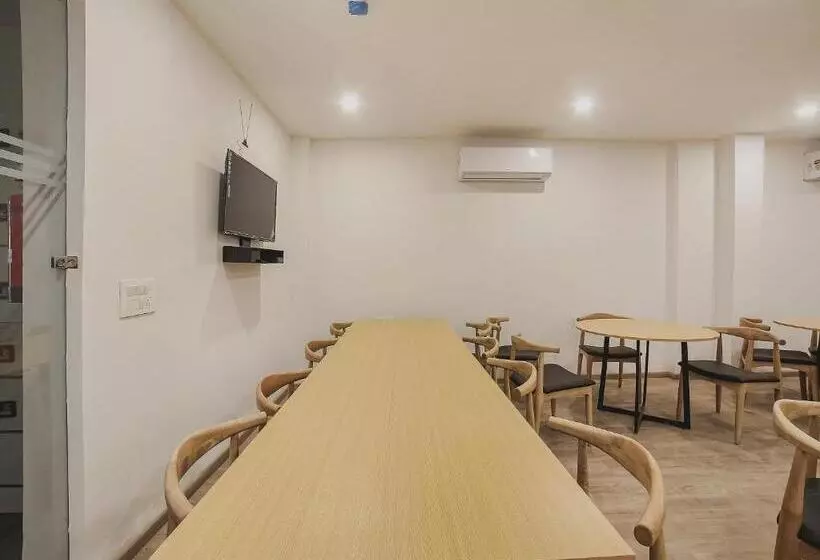 ホテル Super Townhouse Sector 46 Gurgaon Near Appu Ghar