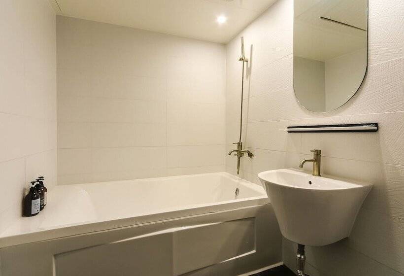 酒店 Busan Jaesongdong W