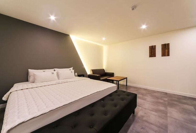 酒店 Busan Jaesongdong W