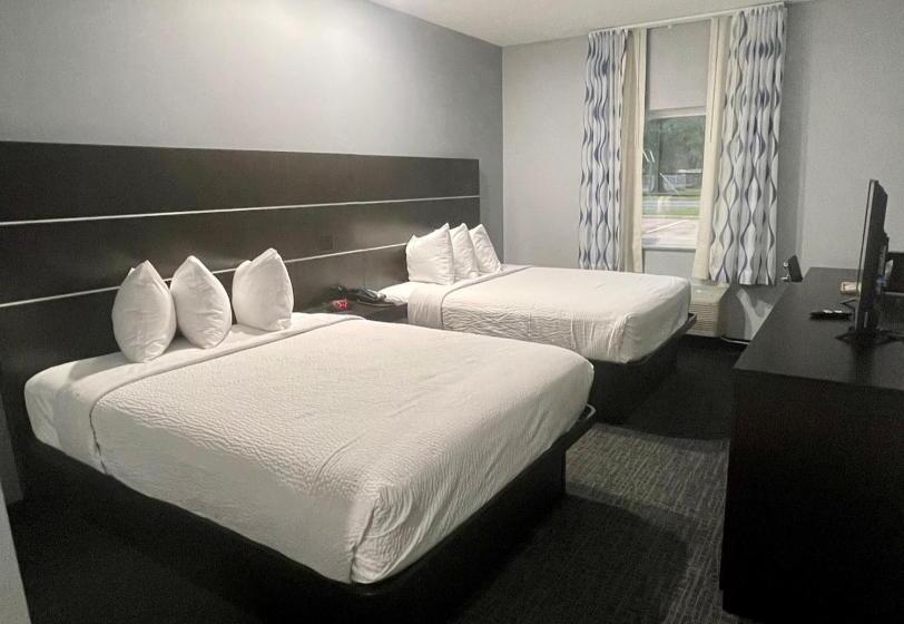 酒店 Days Inn By Wyndham Zachary La