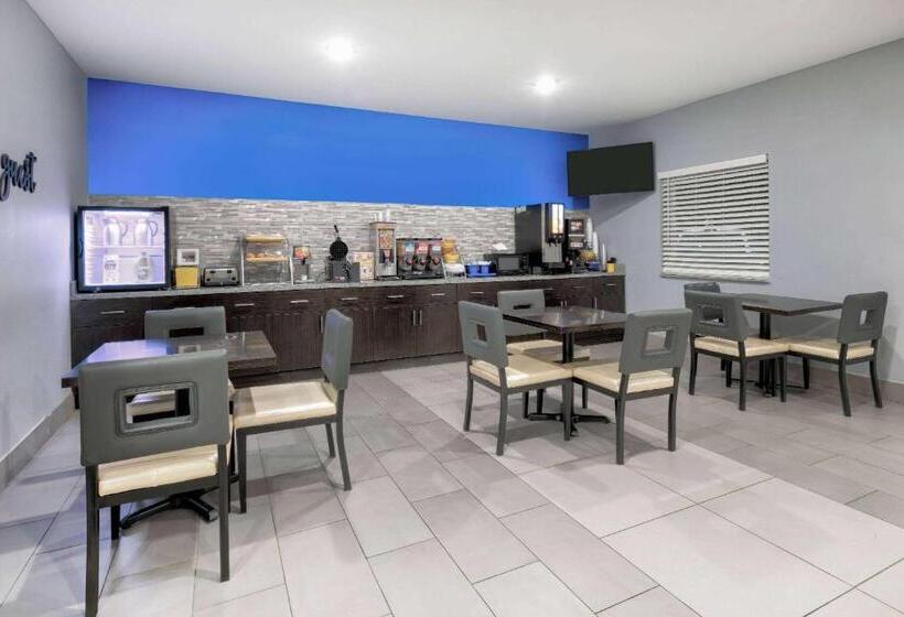 酒店 Days Inn By Wyndham Zachary La