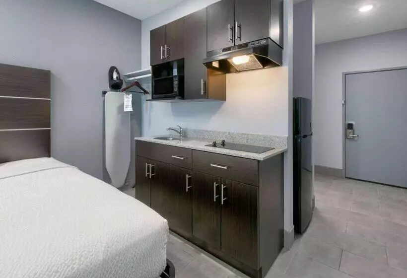 Hotelli Days Inn By Wyndham Zachary La