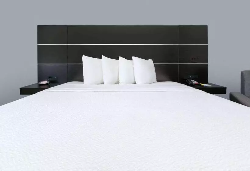 Hotelli Days Inn By Wyndham Zachary La