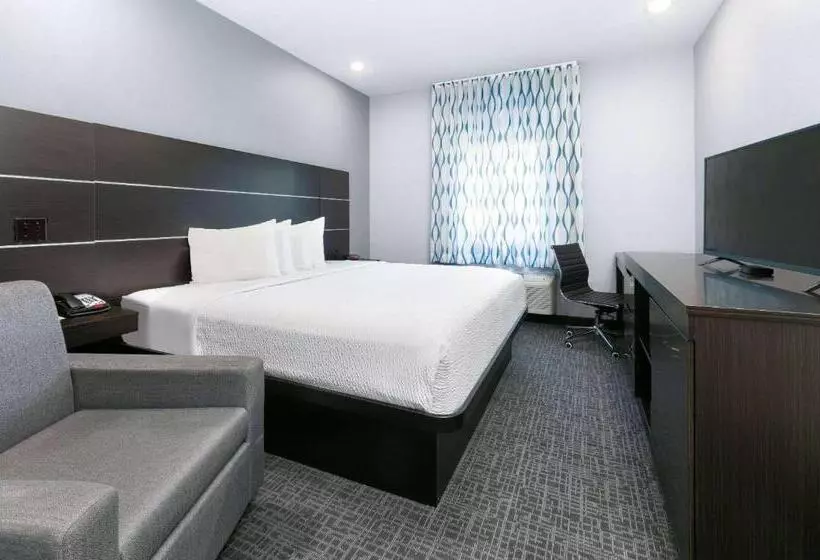 Hotelli Days Inn By Wyndham Zachary La