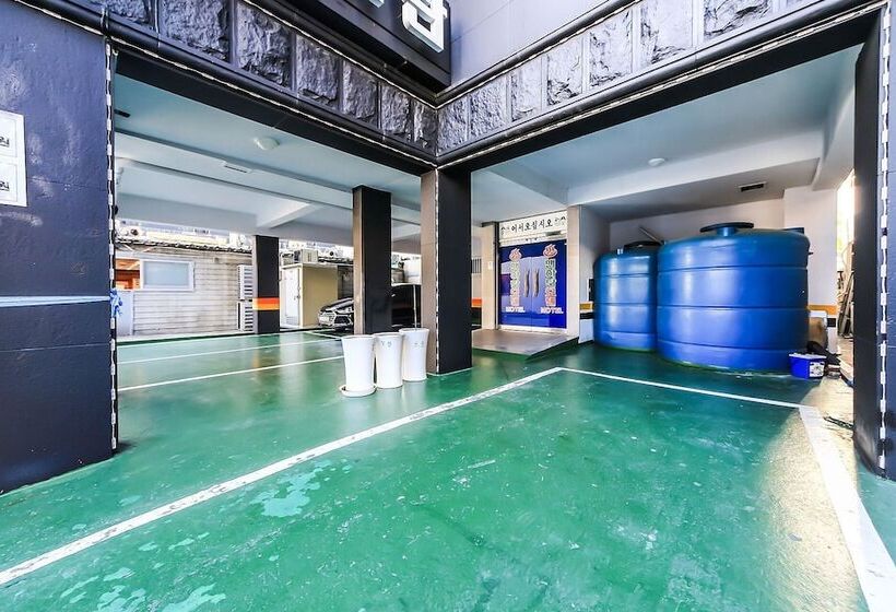 Hôtel Geojedo Gohyeon Manhattan