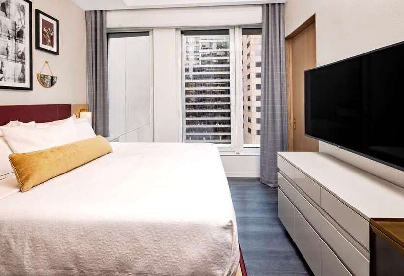 호텔 Hilton Club The Central At 5th New York