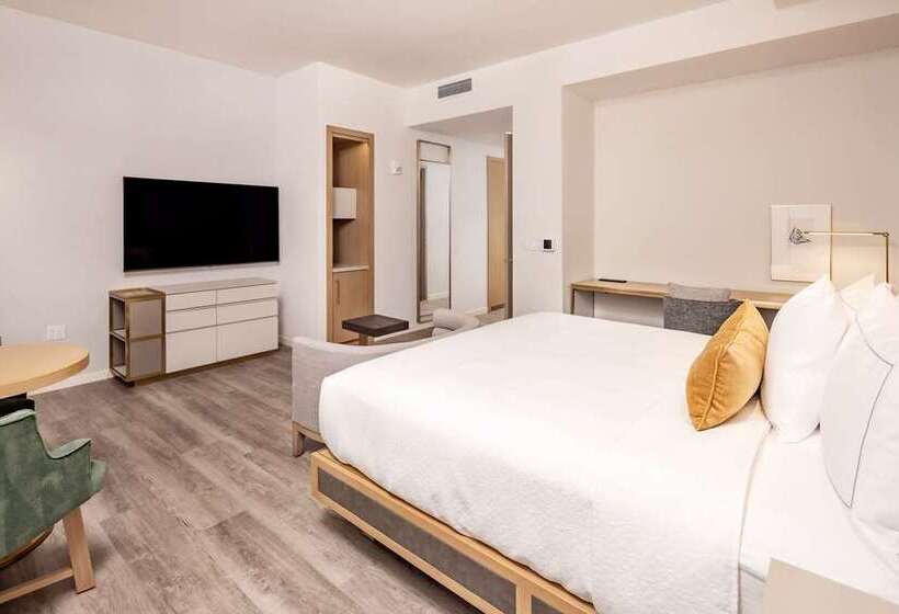 호텔 Hilton Club The Central At 5th New York