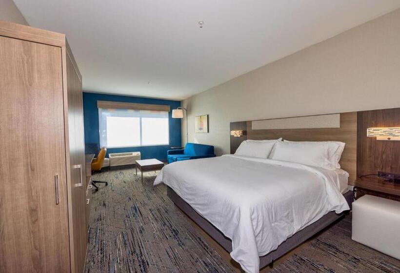 Отель Holiday Inn Express & Suites   Harrisonburg University Area , An Ihg