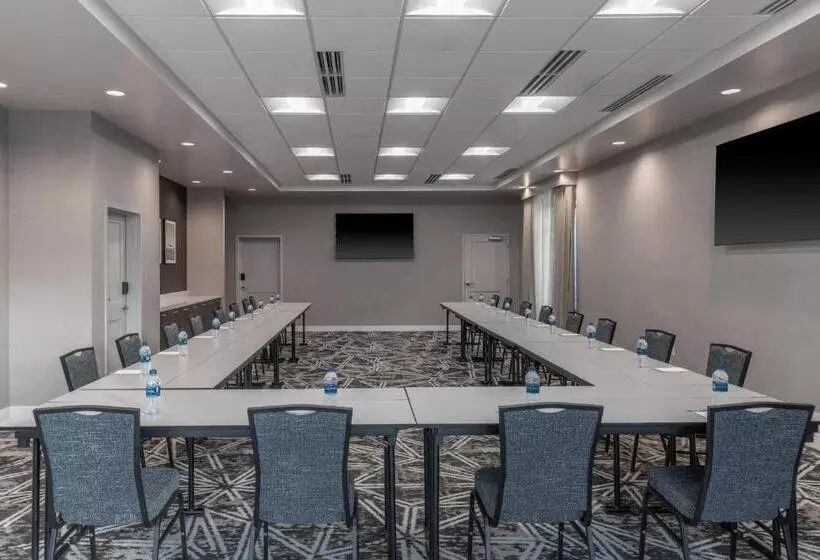 Hotelli Residence Inn By Marriott Lancaster Palmdale