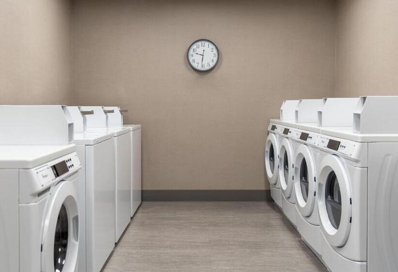 Отель Residence Inn By Marriott Lancaster Palmdale