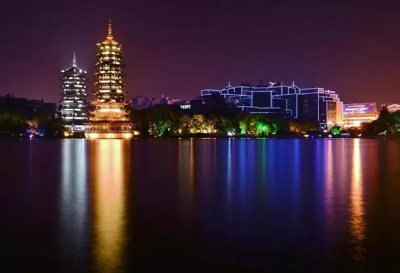 Lavande Hotel Gulin Railway Station Shangzhi Alley