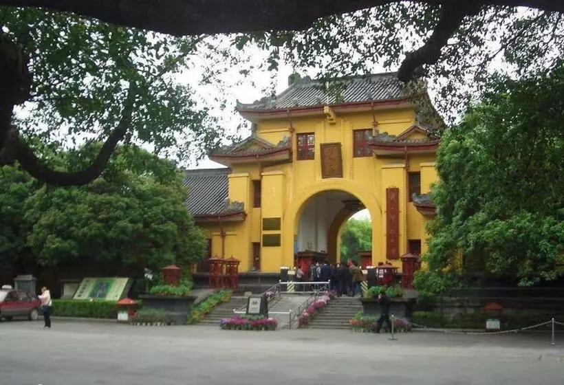 Lavande Hotel Gulin Railway Station Shangzhi Alley