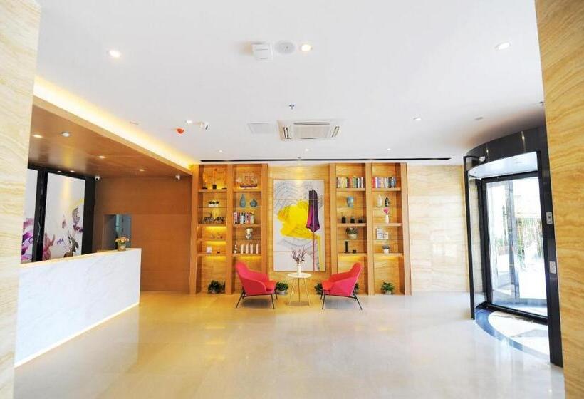 Lavande Hotel Gulin Railway Station Shangzhi Alley