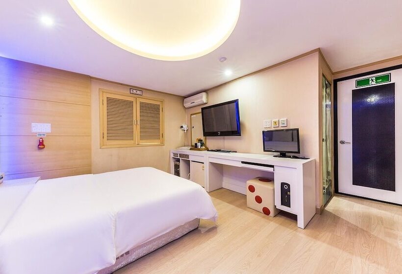 مُتل Gangnam Bnn