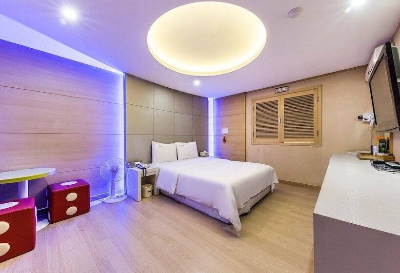 مُتل Gangnam Bnn