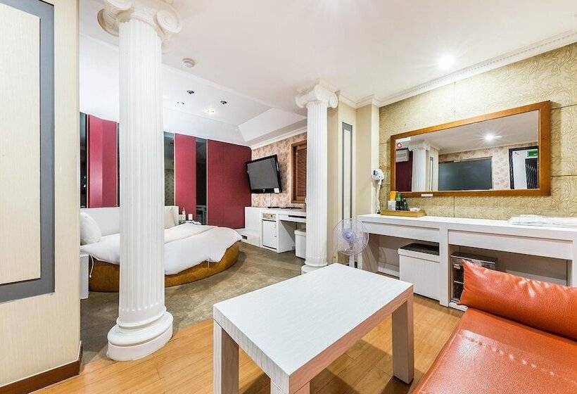 مُتل Gangnam Bnn