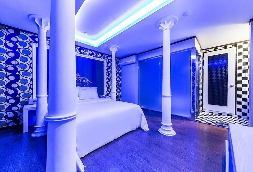 مُتل Gangnam Bnn