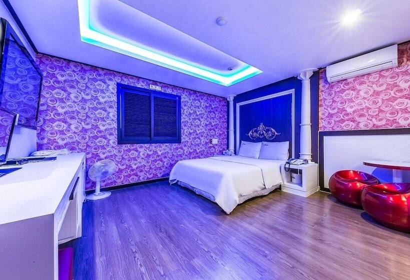 مُتل Gangnam Bnn