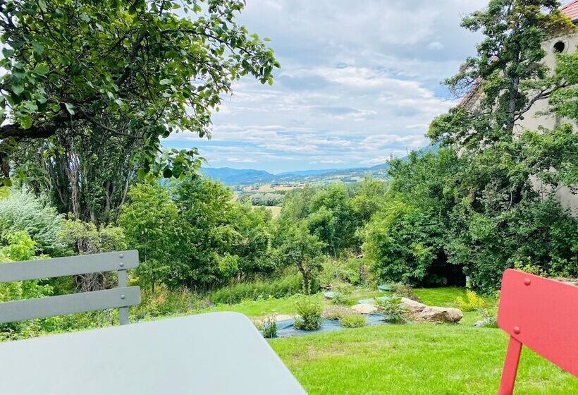 پانسیون La Petite Maison Basse Corréo