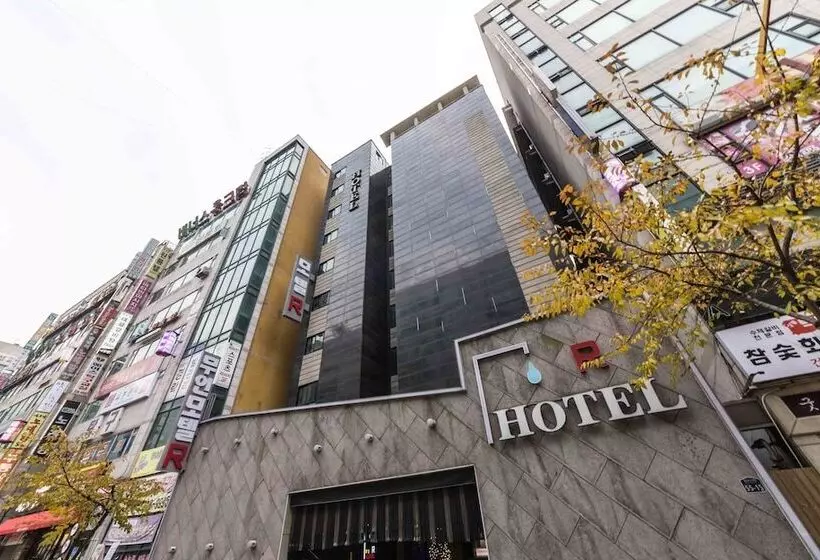 هتل Bucheon  R
