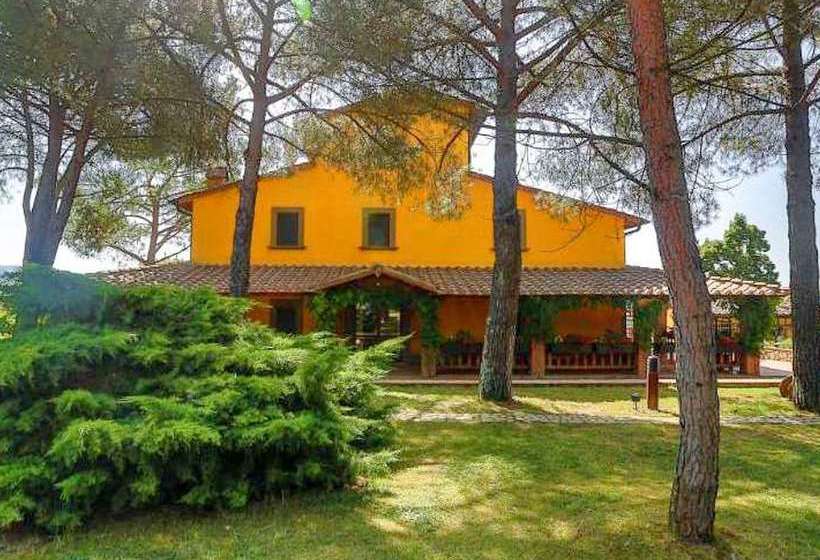 Colours And Scents From Tuscany Await You In This Wonderful Property