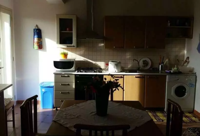 ホテル Erice Beach: Ulixe S Lodge In Erice