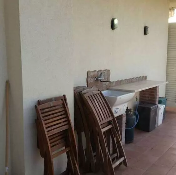 ホテル Erice Beach: Ulixe S Lodge In Erice
