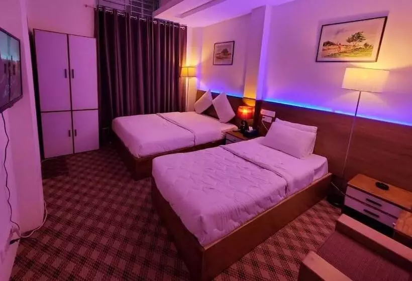 هتل Holy City Ltd