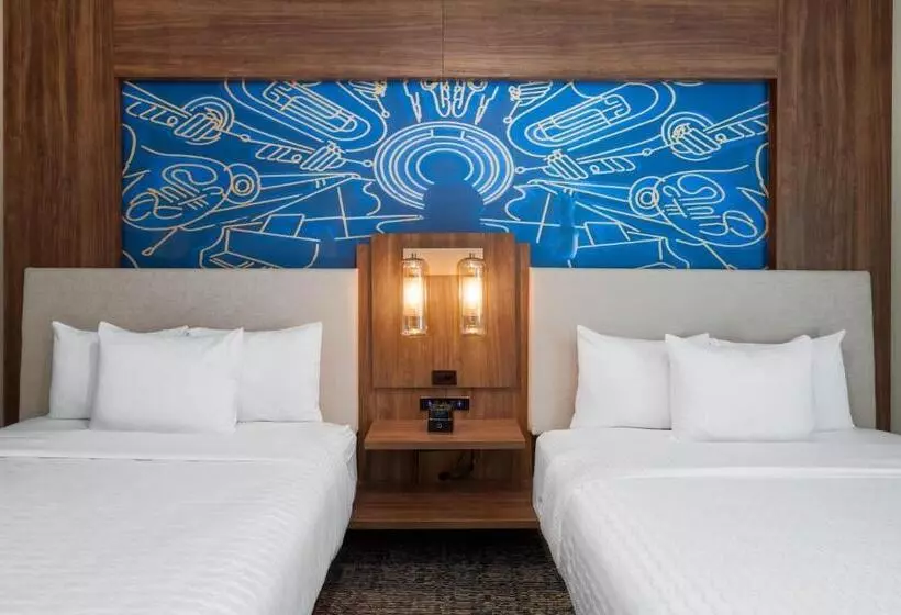 ホテル La Quinta Inn & Suites By Wyndham Nashville Downtown Stadium