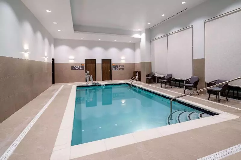ホテル La Quinta Inn & Suites By Wyndham Nashville Downtown Stadium
