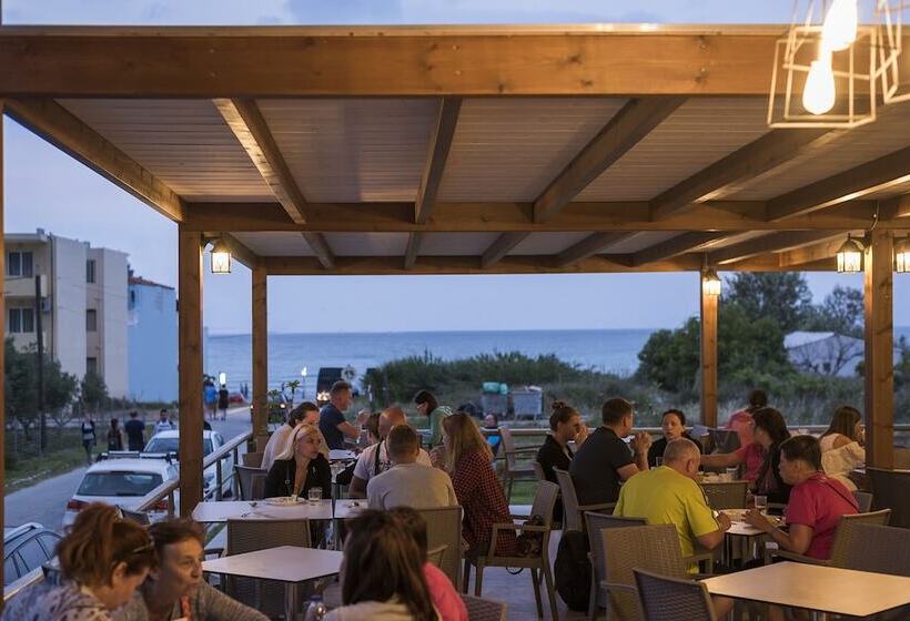 בית מלון כפרי Summer Beach