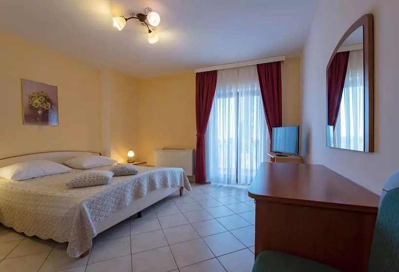 Rooms Aurora