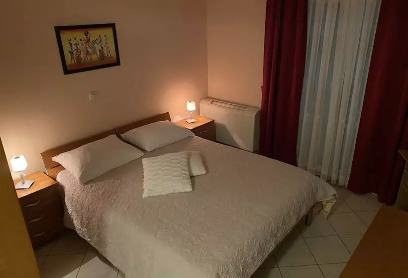 Rooms Aurora