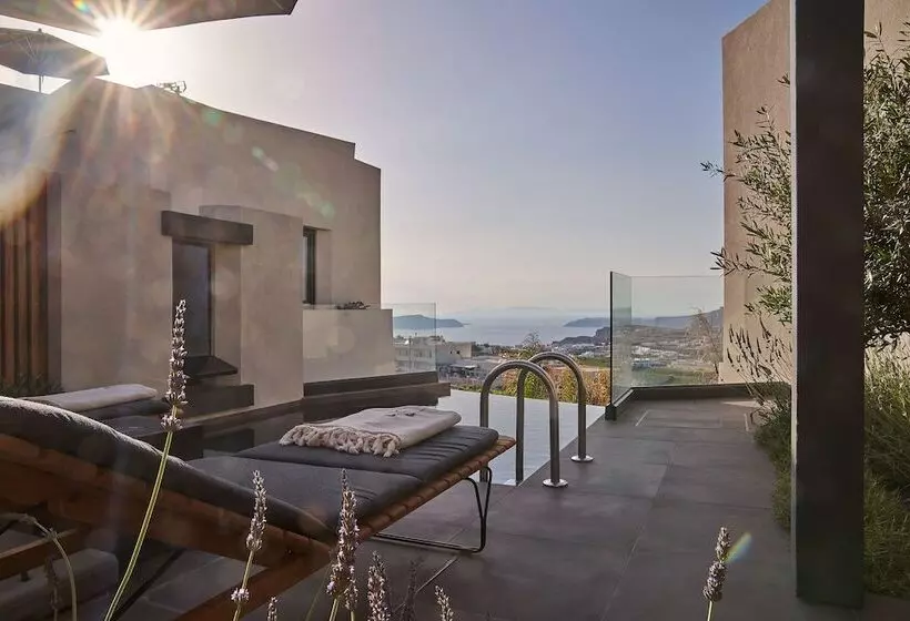 هتل Apikia Santorini   Adults Only