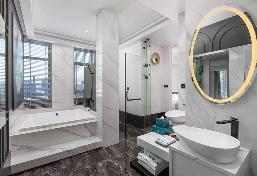 בית מלון כפרי Wyndham Garden Wuhan Hankou