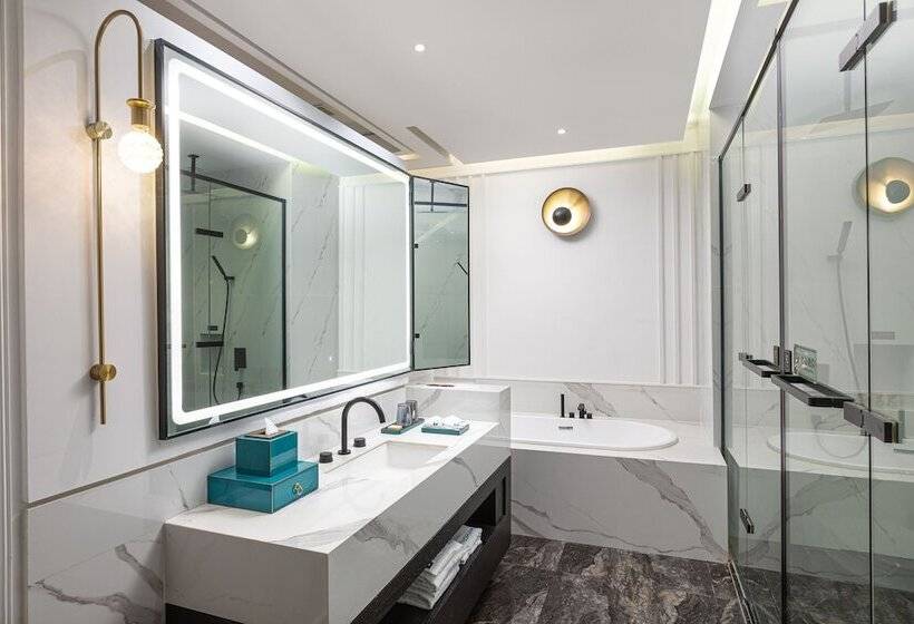 בית מלון כפרי Wyndham Garden Wuhan Hankou