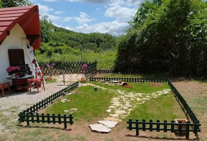 Immaculate 2 Bed Cottage Near Krka Waterfalls