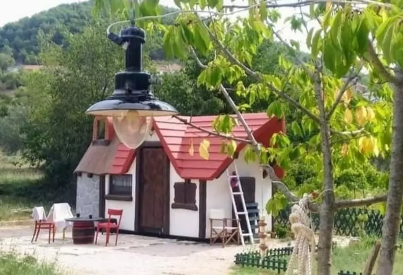 Immaculate 2 Bed Cottage Near Krka Waterfalls