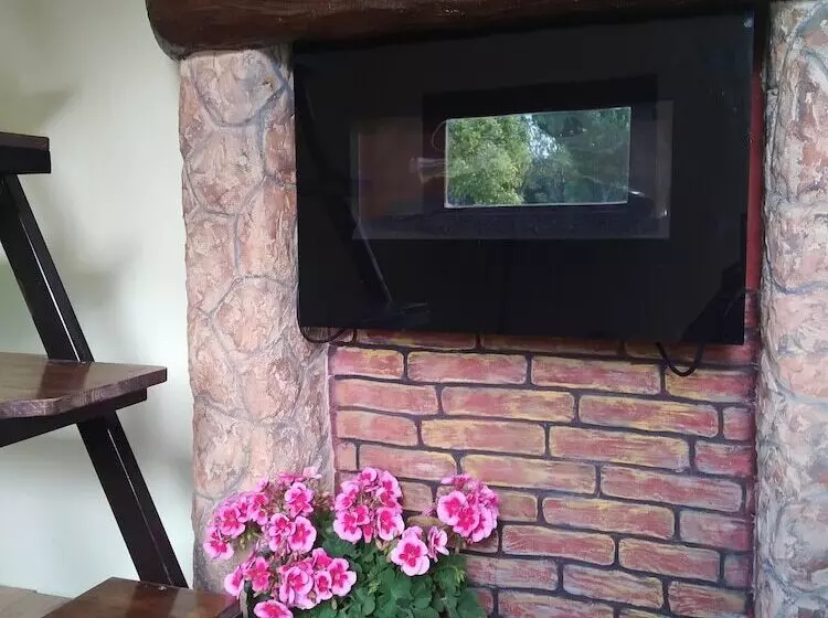 Immaculate 2 Bed Cottage Near Krka Waterfalls