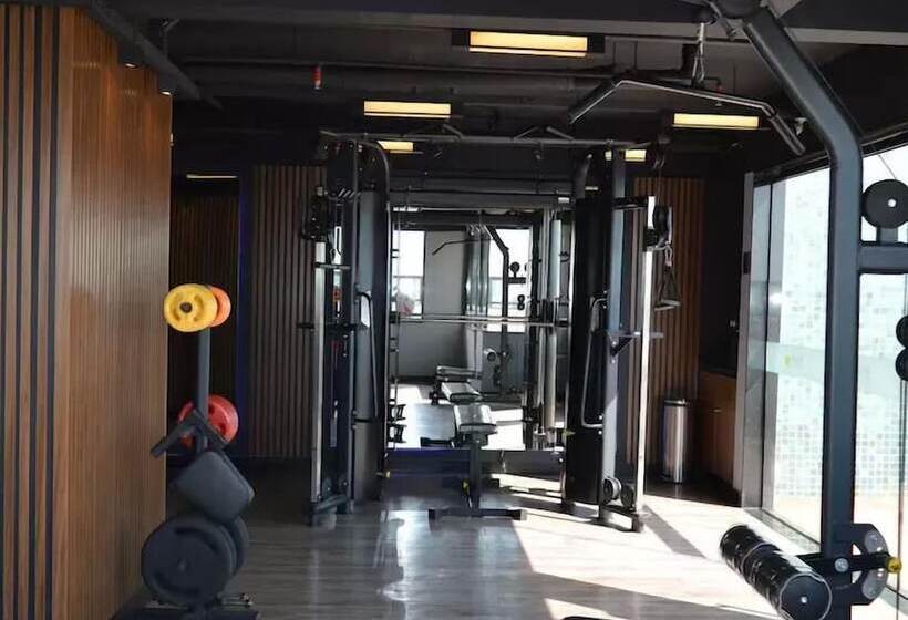 Lets Idea Hotel Flat Particular