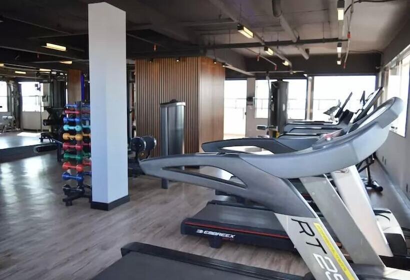 Lets Idea Hotel Flat Particular