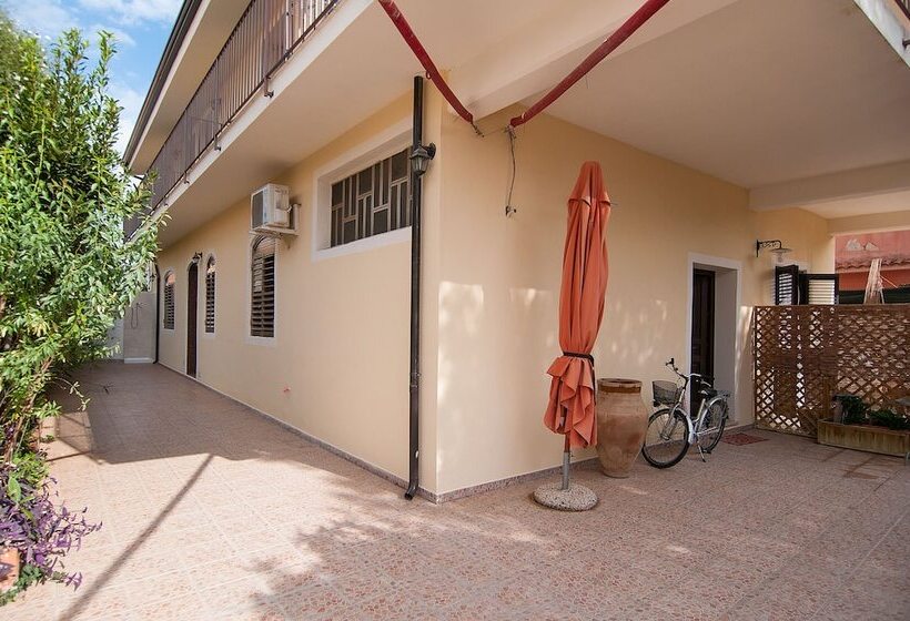 דירת נופש Beautiful 1 Bed House In Avola