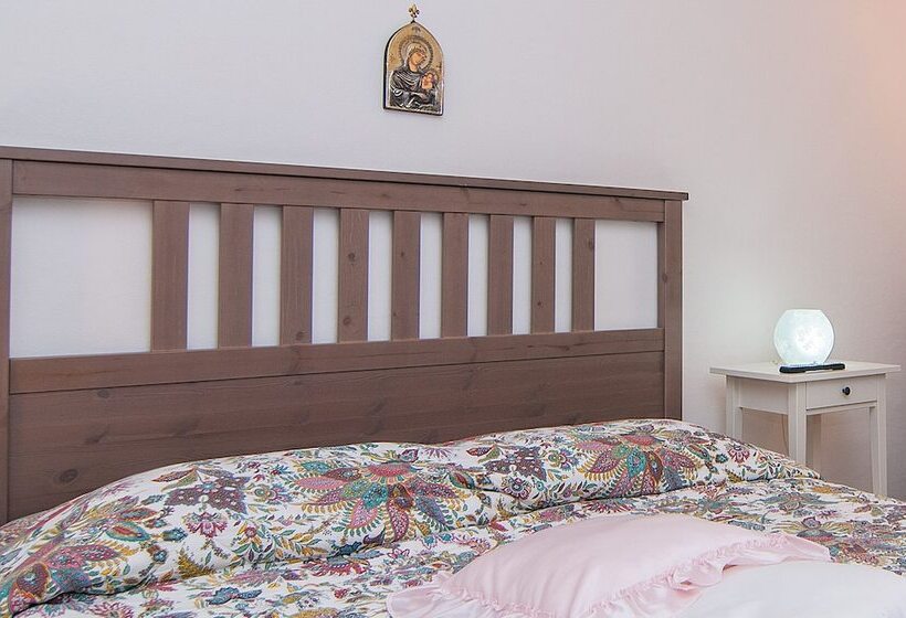 דירת נופש Beautiful 1 Bed House In Avola