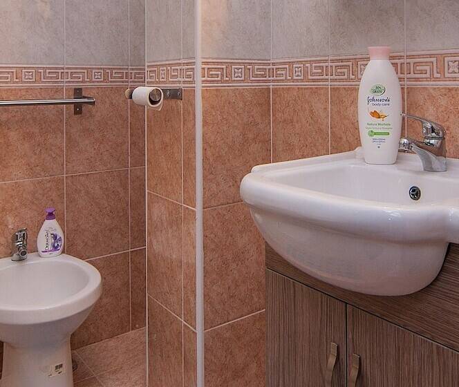 דירת נופש Beautiful 1 Bed House In Avola