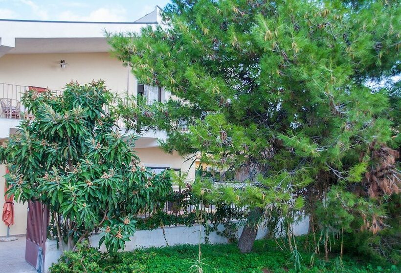 דירת נופש Beautiful 1 Bed House In Avola