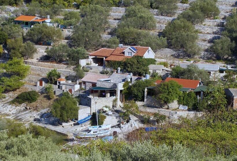 Stone House Mia   Prihonja