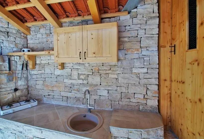 Stone House Mia   Prihonja