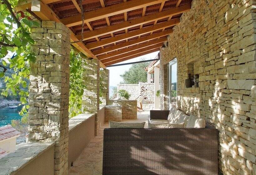 Stone House Mia   Prihonja